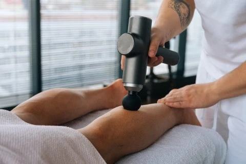 Leg Pain Treatment Near Me – Suffolk Physical Therapy & Chiropractic Patient receiving professional leg pain treatment after a car accident at Suffolk Physical Therapy & Chiropractic