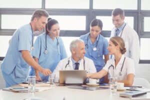 car-accident-doctors-for-no-fault-long-island-new-york A Picture of different car accident doctors in a clinic in Long Island, New York