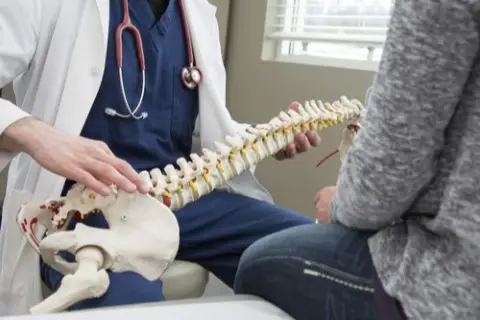 Best Chiropractor Near Me – Suffolk Physical Therapy & Chiropractic Top-rated chiropractor performing spinal adjustment at Suffolk Physical Therapy & Chiropractic in Suffolk County, NY